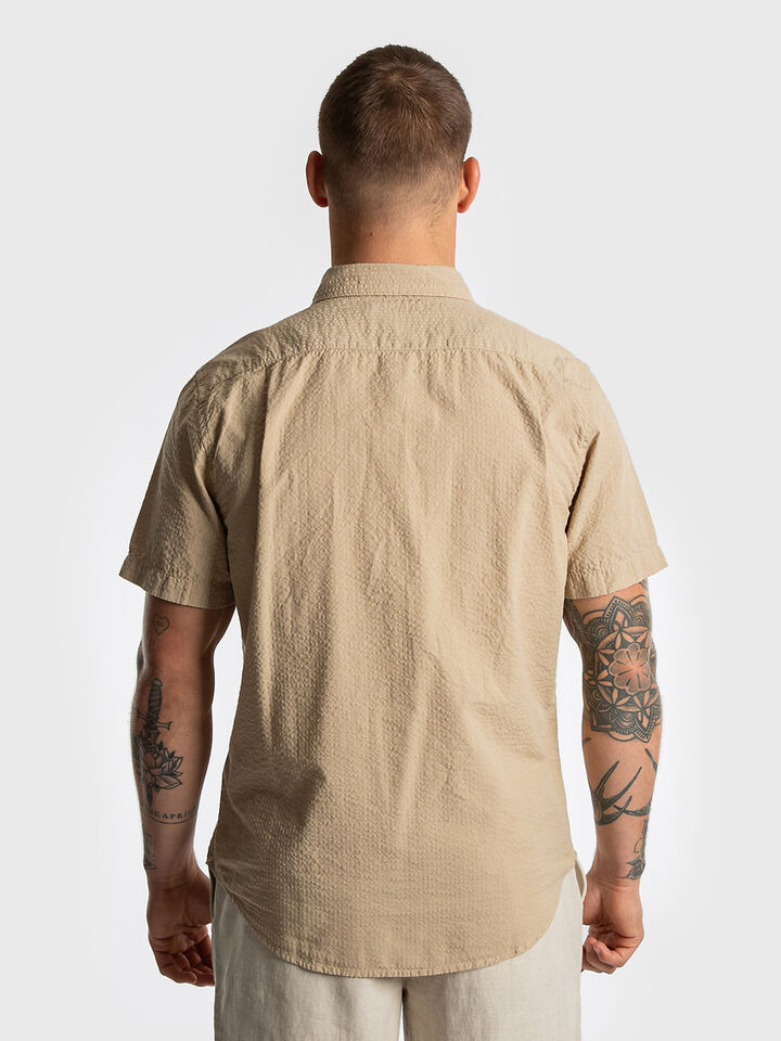 Short Sleeve Solid Seersucker Shirt, Sandy Bar, hi-res image number 2
